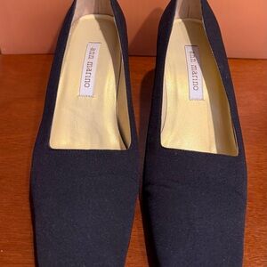 Ann Marino Women's Black Pumps